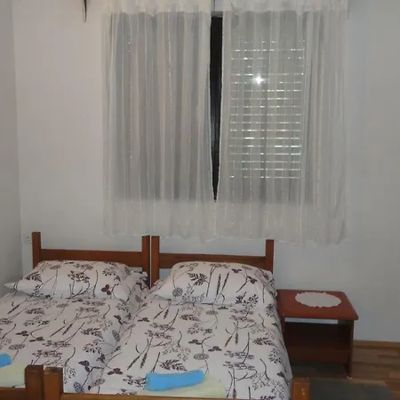 Apartment Apartman Tomislav